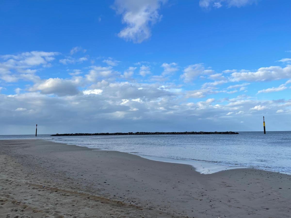 Sea Palling Coastal Terrace Dogs Welcome Optional Hot Tub 빌라 외부 사진